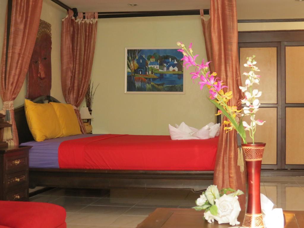Jomtien Plaza Suite Apartments 객실 사진
