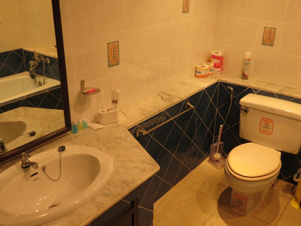 Jomtien Plaza Suite Apartments 객실 사진