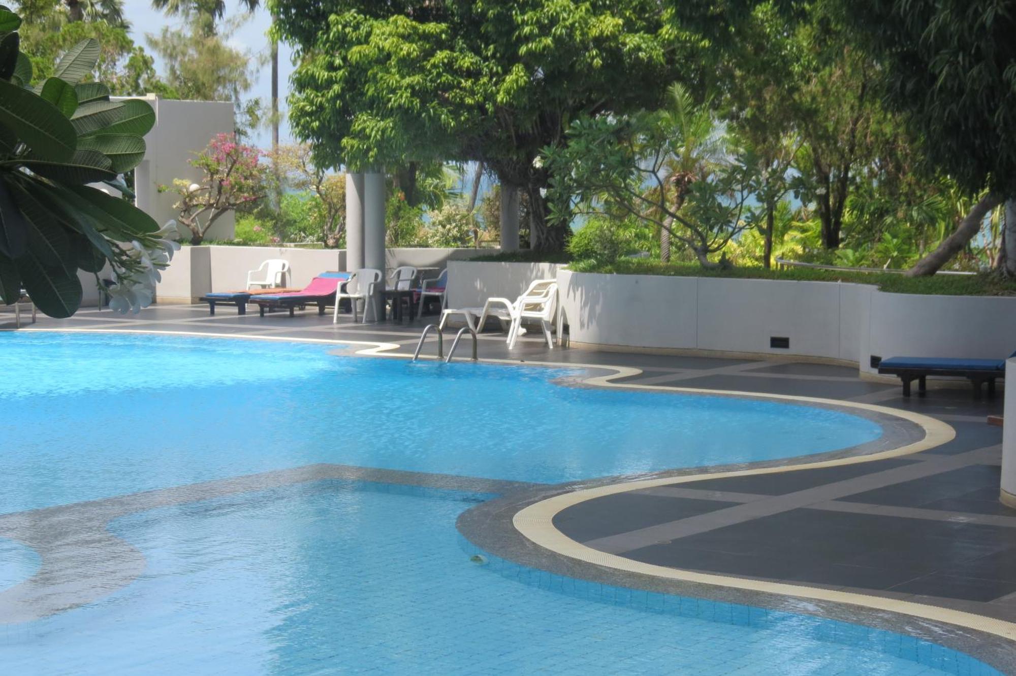 Jomtien Plaza Suite Apartments 외부 사진